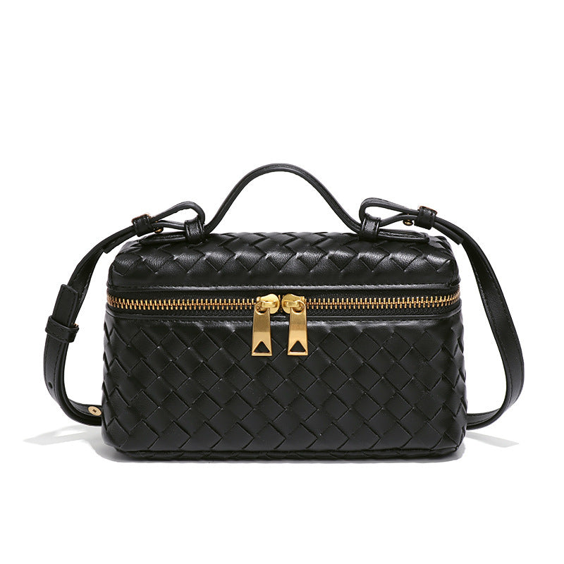 Luxurious braided bag